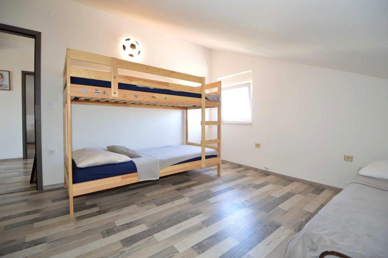 Apartment Gabi Pakostane Bagian luar foto